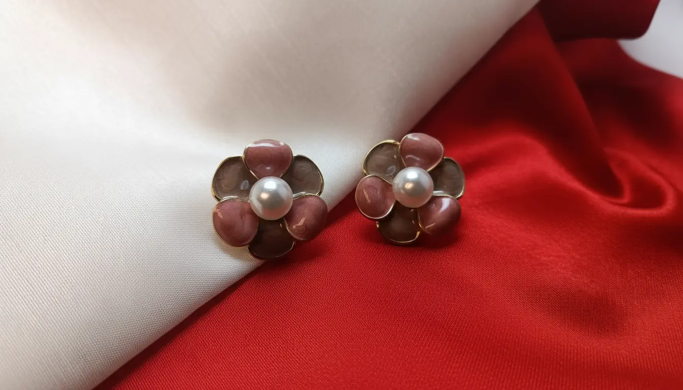Dusk Petals Pearl Stud Earrings